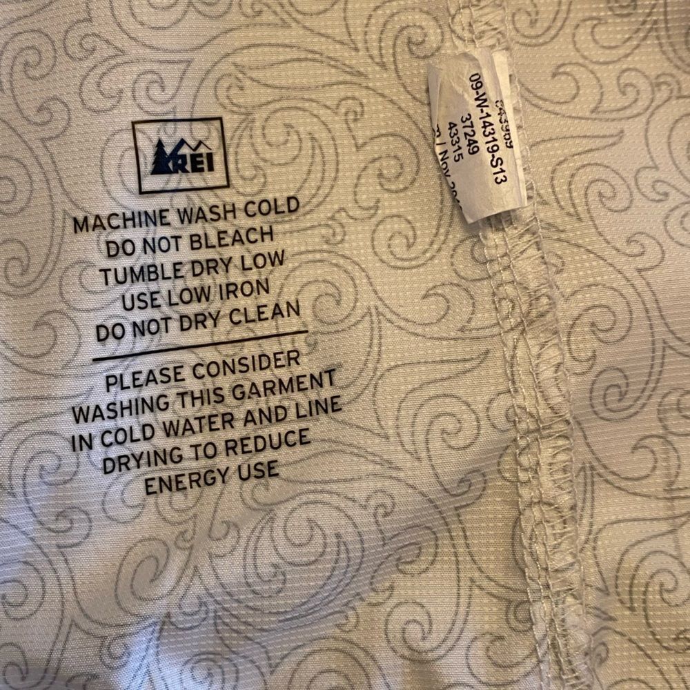 REI lightweight windbreaker reflective scroll pattern size large coral grey - Picture 10 of 12